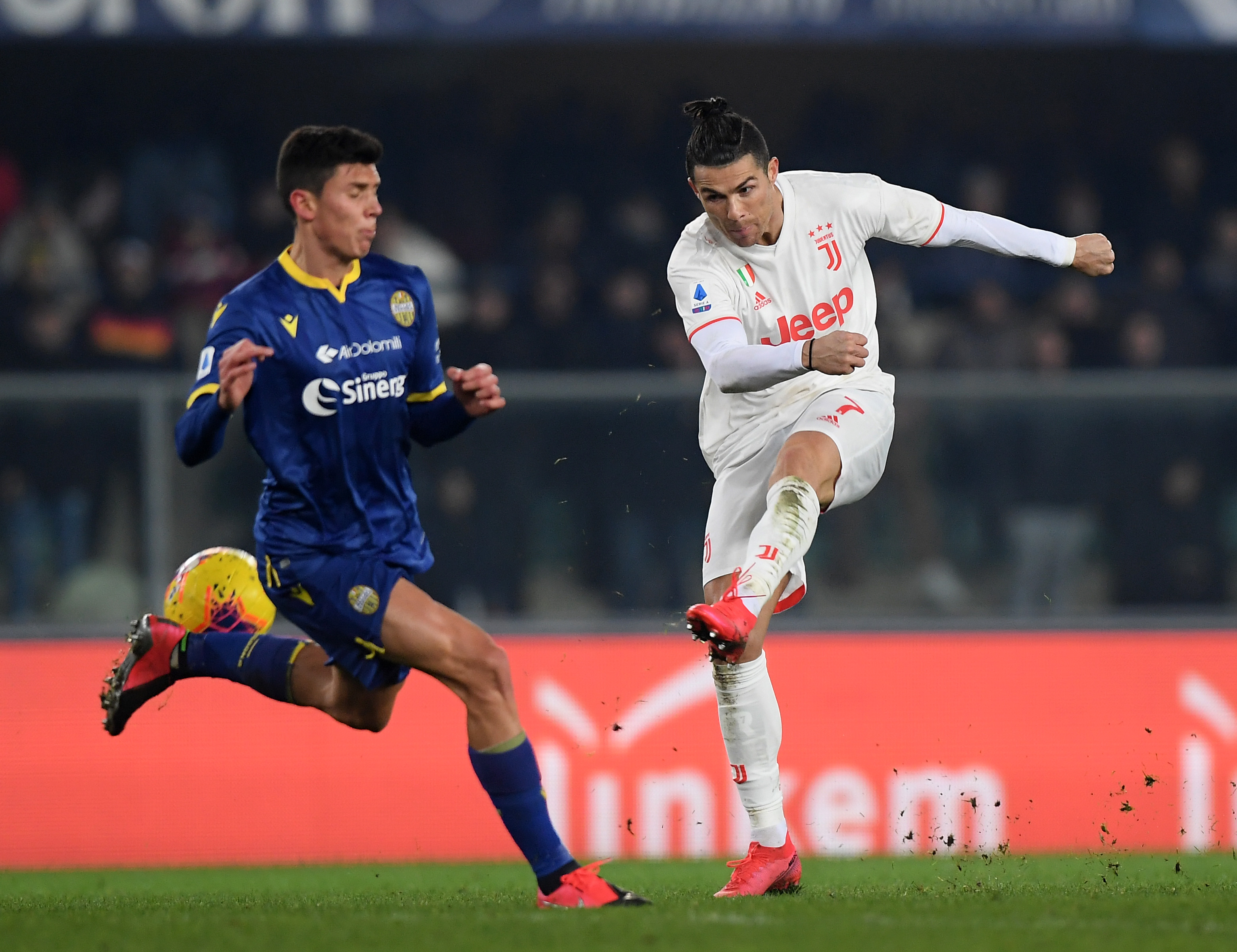 博鱼体育下载-尤文图斯坚持不懈，团结拼搏追赶领头羊的简单介绍