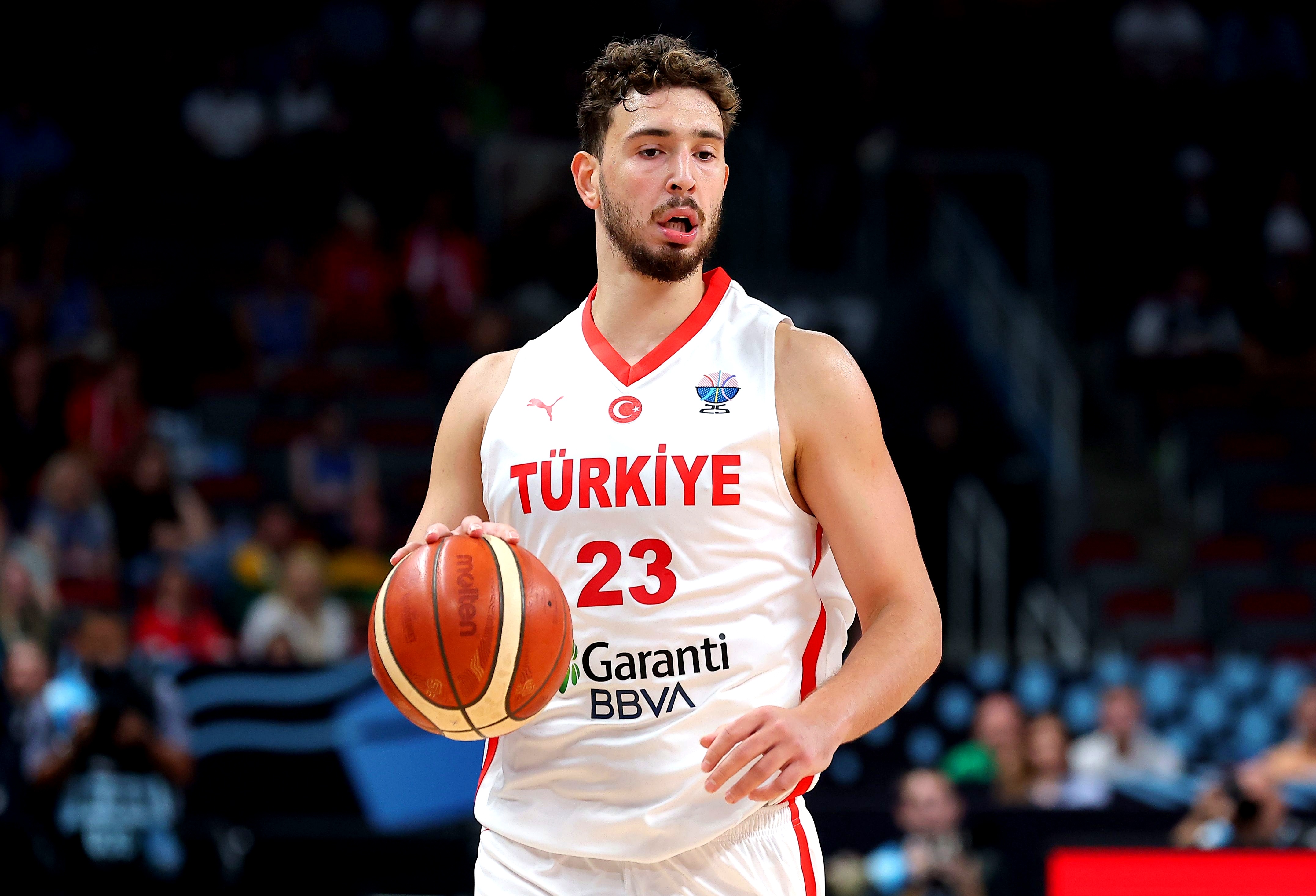 新西兰男篮斩获世界杯季军，实现历史性突破(新西兰男篮斩获世界杯季军,实现历史性突破吗)