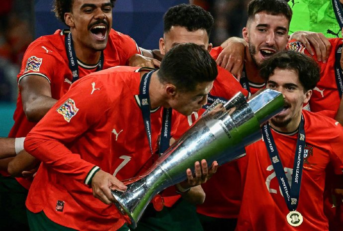 令人热血沸腾！欧国联赛场大战频频上演的简单介绍